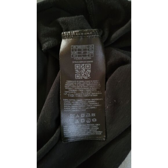 Vintage Guess Men's Doyd Logo Black T-Shirt with Embossed Letters - Picture 5 of 8